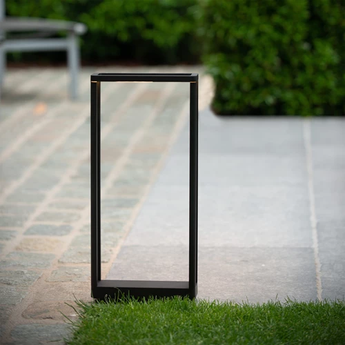 Lucide NARVIK - Borne extérieur - LED - 1x9,2W 3000K - IP65 - Noir - ambiance 1